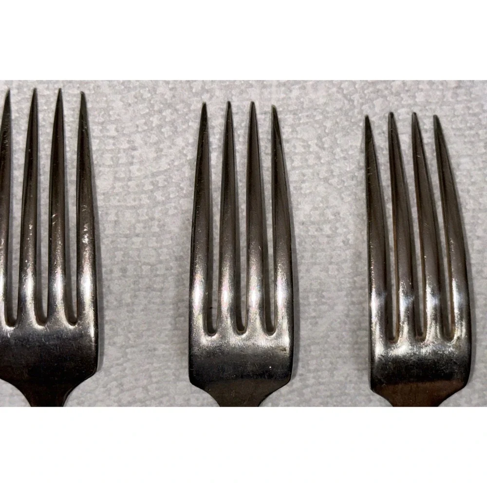Community Plate‎ Milady Salad Forks Set of 4 – 1940 Silverplate Replacement